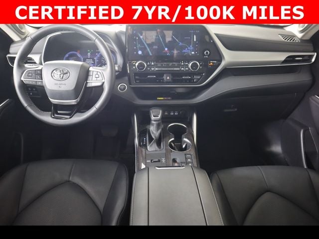2025 Toyota Highlander Hybrid Platinum
