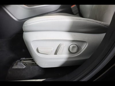 2022 Toyota Highlander Hybrid Platinum