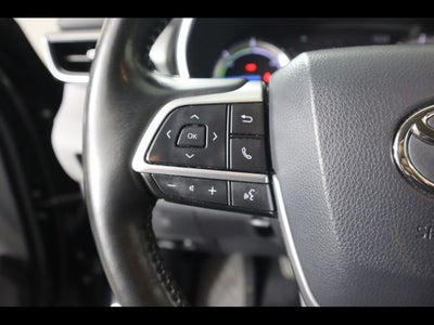 2022 Toyota Highlander Hybrid Platinum