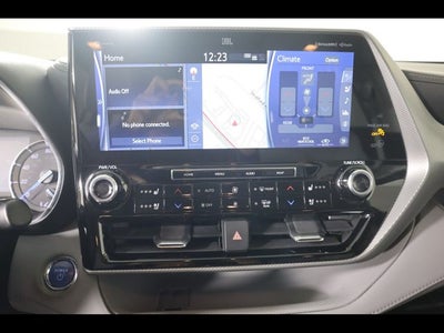 2022 Toyota Highlander Hybrid Platinum