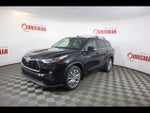 2022 Toyota Highlander Hybrid Platinum
