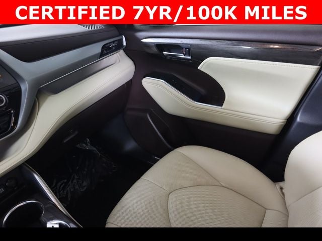 2021 Toyota Highlander Hybrid Platinum