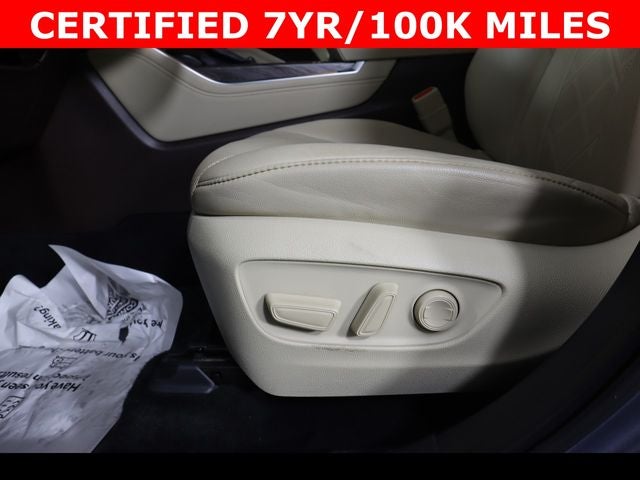 2021 Toyota Highlander Hybrid Platinum