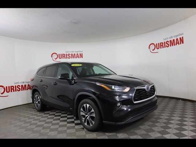2022 Toyota Highlander Hybrid XLE