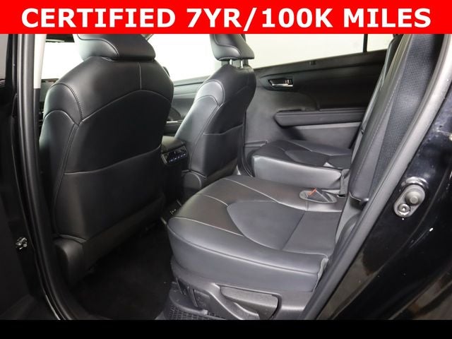 2022 Toyota Highlander Hybrid XLE