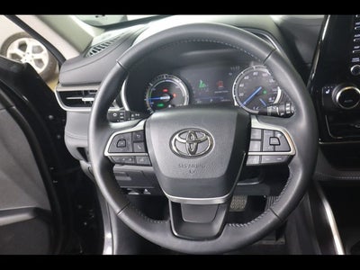 2022 Toyota Highlander Hybrid XLE