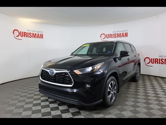 2022 Toyota Highlander Hybrid XLE