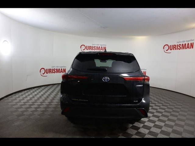 2023 Toyota Highlander Hybrid XLE