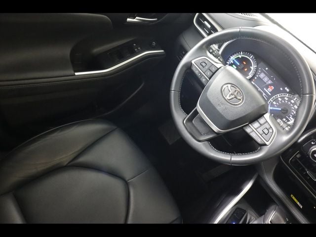 2023 Toyota Highlander Hybrid XLE