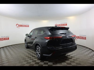 2023 Toyota Highlander Hybrid XLE