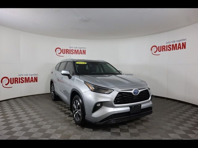 2023 Toyota Highlander Hybrid XLE