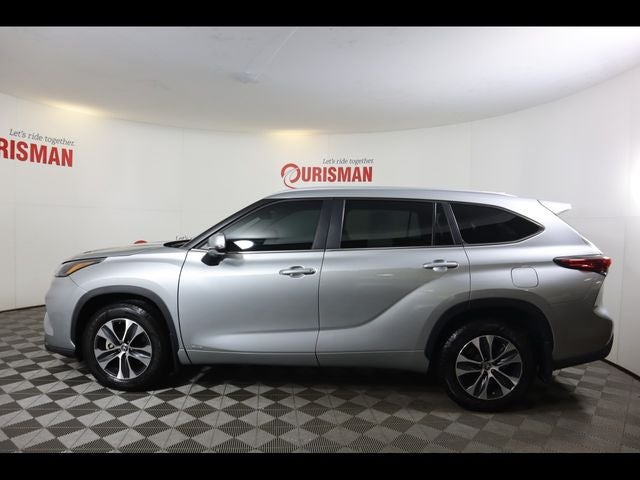 2023 Toyota Highlander Hybrid XLE