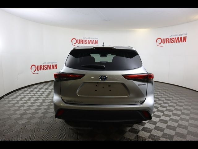 2023 Toyota Highlander Hybrid XLE