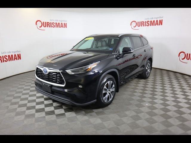 2023 Toyota Highlander Hybrid XLE