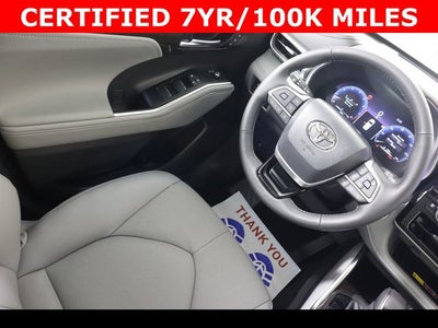 2025 Toyota Highlander Platinum