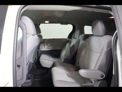 2021 Toyota Sienna LE 8 Passenger