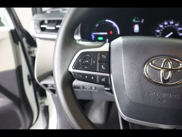 2021 Toyota Sienna LE 8 Passenger