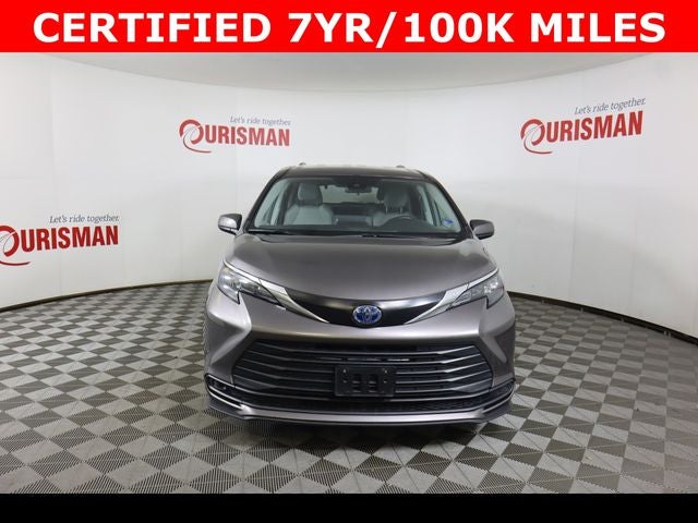 2024 Toyota Sienna LE 8 Passenger