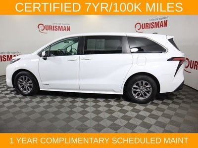 2021 Toyota Sienna LE 8 Passenger