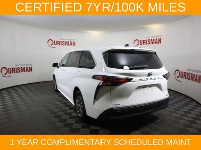 2021 Toyota Sienna LE 8 Passenger