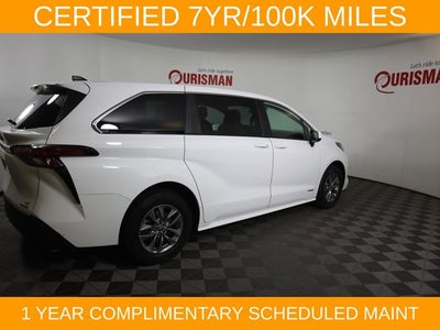 2021 Toyota Sienna LE 8 Passenger