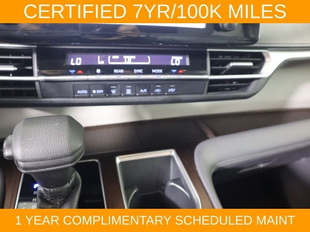 2021 Toyota Sienna LE 8 Passenger