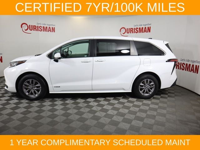 2021 Toyota Sienna LE 8 Passenger