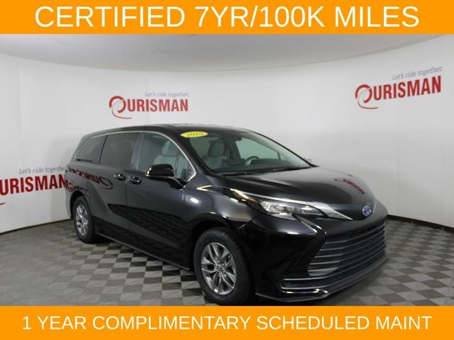 2025 Toyota Sienna LE 8 Passenger