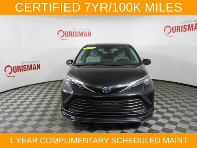 2025 Toyota Sienna LE 8 Passenger