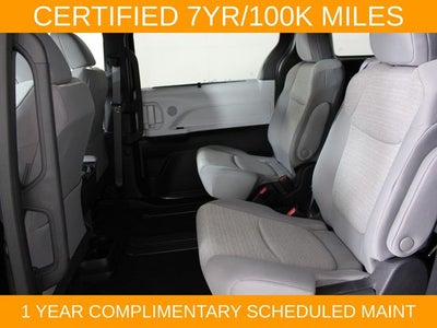 2025 Toyota Sienna LE 8 Passenger