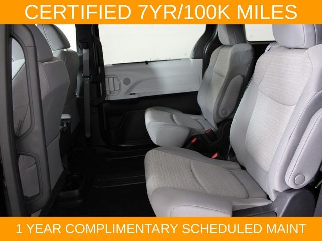 2025 Toyota Sienna LE 8 Passenger
