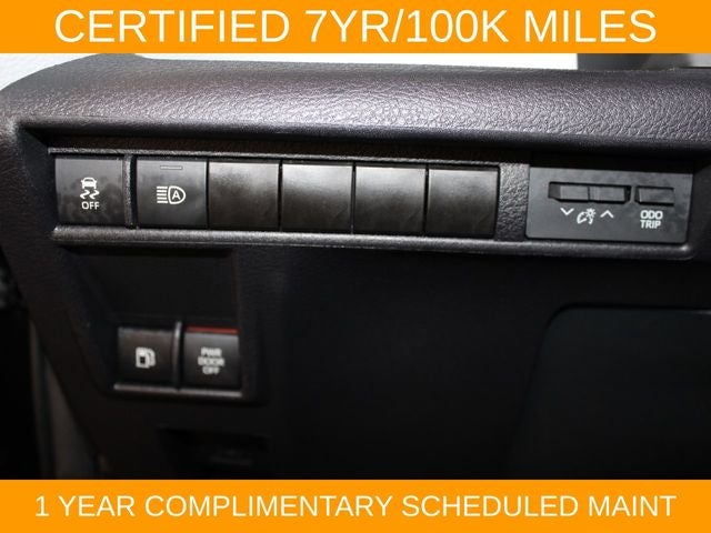 2025 Toyota Sienna LE 8 Passenger