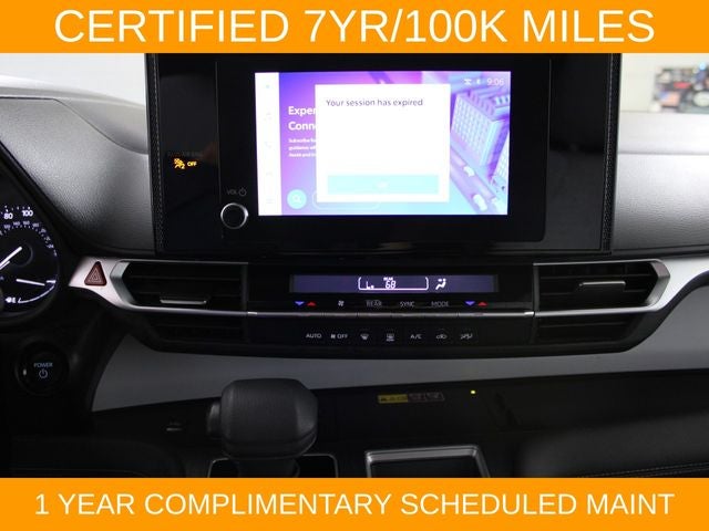 2025 Toyota Sienna LE 8 Passenger