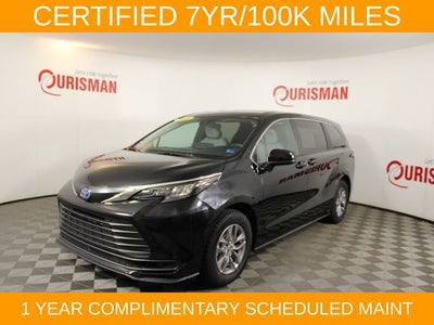 2025 Toyota Sienna LE 8 Passenger