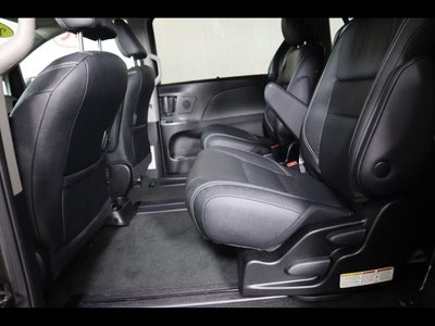 2019 Toyota Sienna SE Premium 8 Passenger