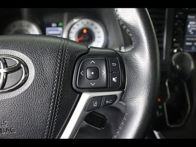 2019 Toyota Sienna SE Premium 8 Passenger