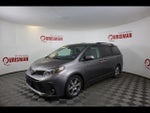 2019 Toyota Sienna SE Premium 8 Passenger
