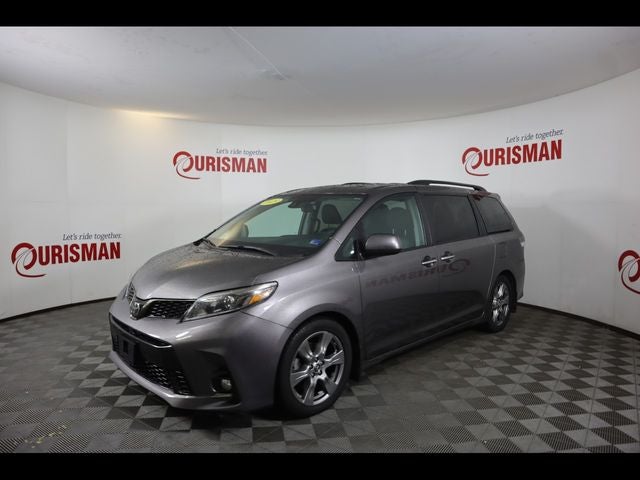 2019 Toyota Sienna SE Premium 8 Passenger