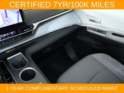 2025 Toyota Sienna XLE 8 Passenger