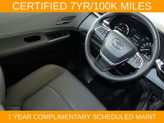 2025 Toyota Sienna XLE 8 Passenger