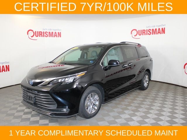 2025 Toyota Sienna XLE 8 Passenger
