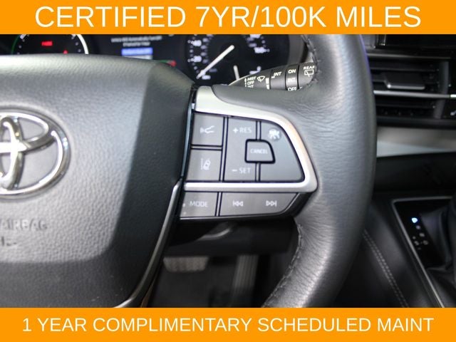 2025 Toyota Sienna XLE 8 Passenger