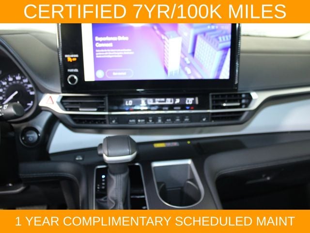 2025 Toyota Sienna XLE 8 Passenger