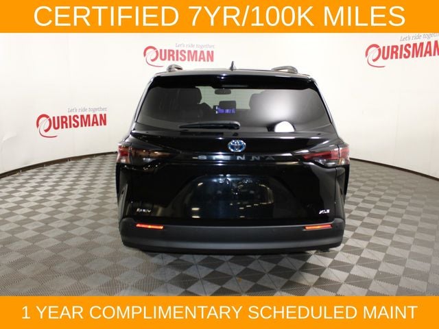 2025 Toyota Sienna XLE 8 Passenger