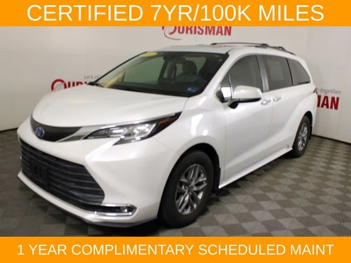 2022 Toyota Sienna XLE 8 Passenger