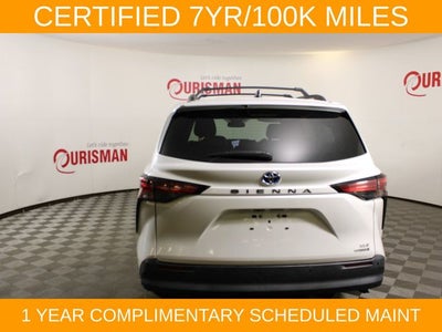 2022 Toyota Sienna XLE 8 Passenger