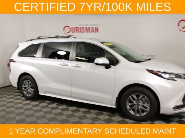 2022 Toyota Sienna XLE 8 Passenger
