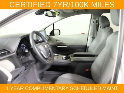 2022 Toyota Sienna XLE 8 Passenger