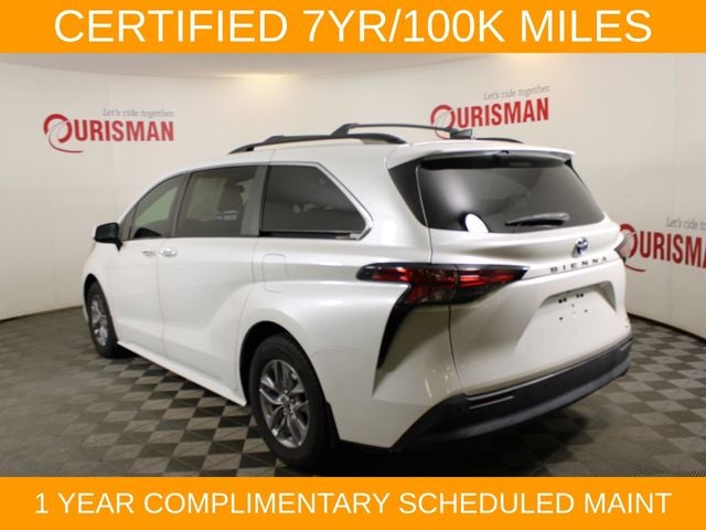 2022 Toyota Sienna XLE 8 Passenger