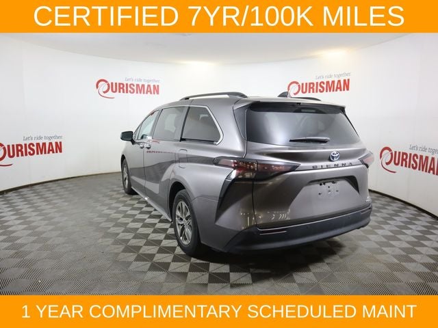 2024 Toyota Sienna XLE 8 Passenger